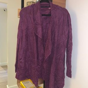 Barefoot Dreams CozyChic Lite Island Wrap Burgundy